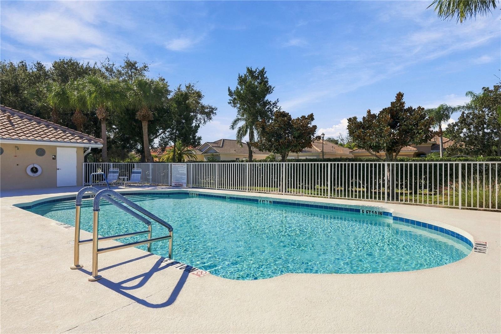 7617 SWEETBAY CIRCLE, Bradenton, FL 34203