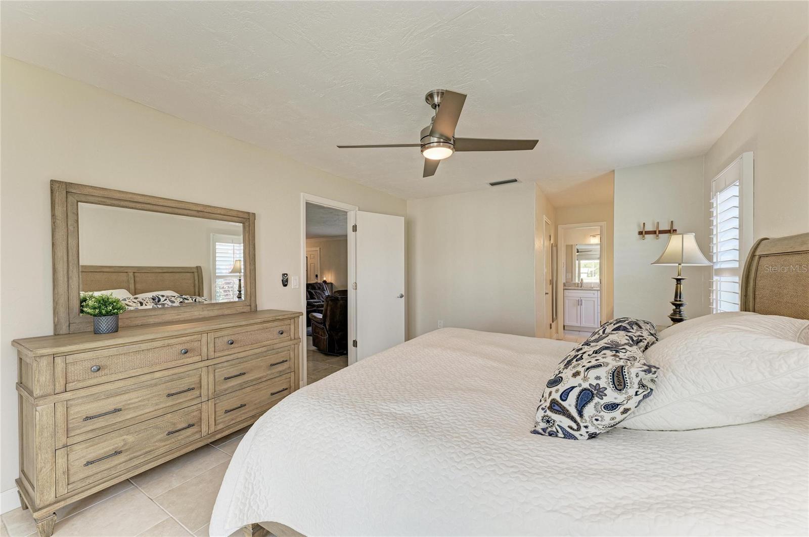 2360 ARBORFIELD LANE, Sarasota, FL 34235