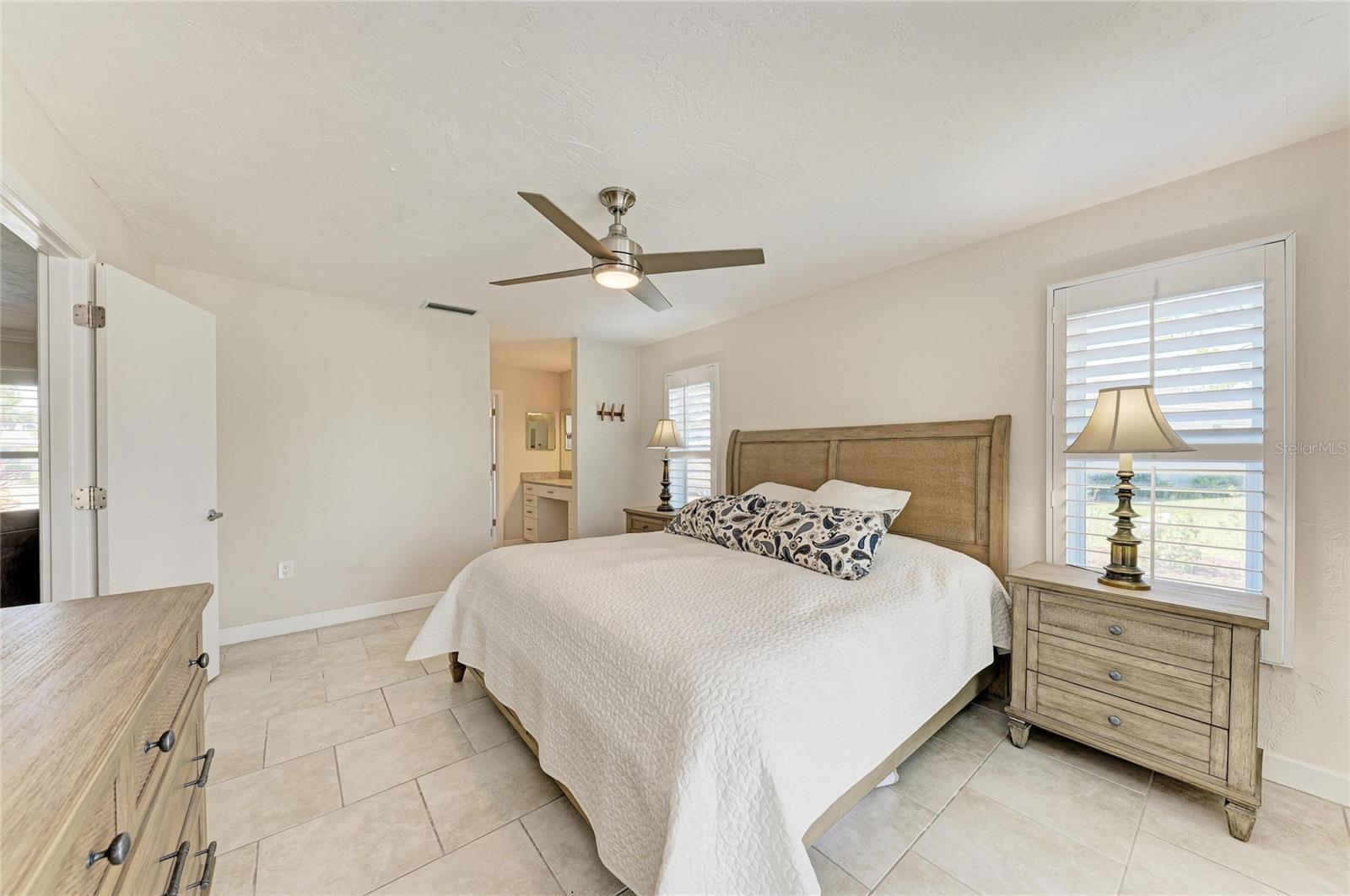 2360 ARBORFIELD LANE, Sarasota, FL 34235