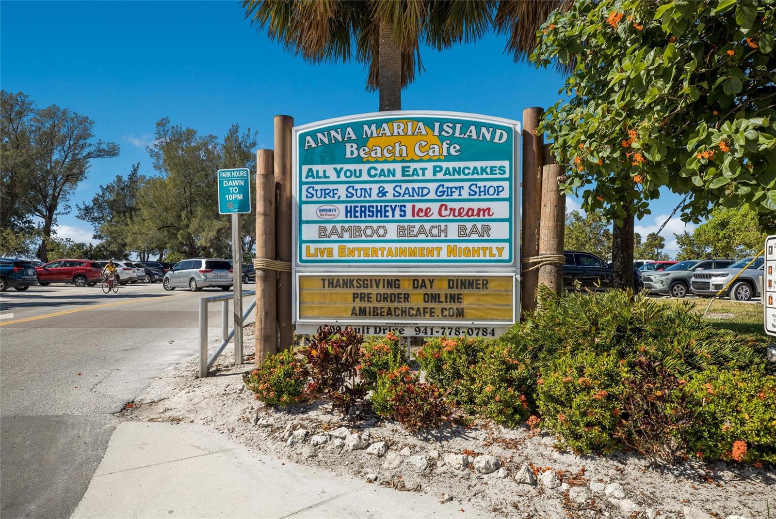 Manatee Public Beach Amenities