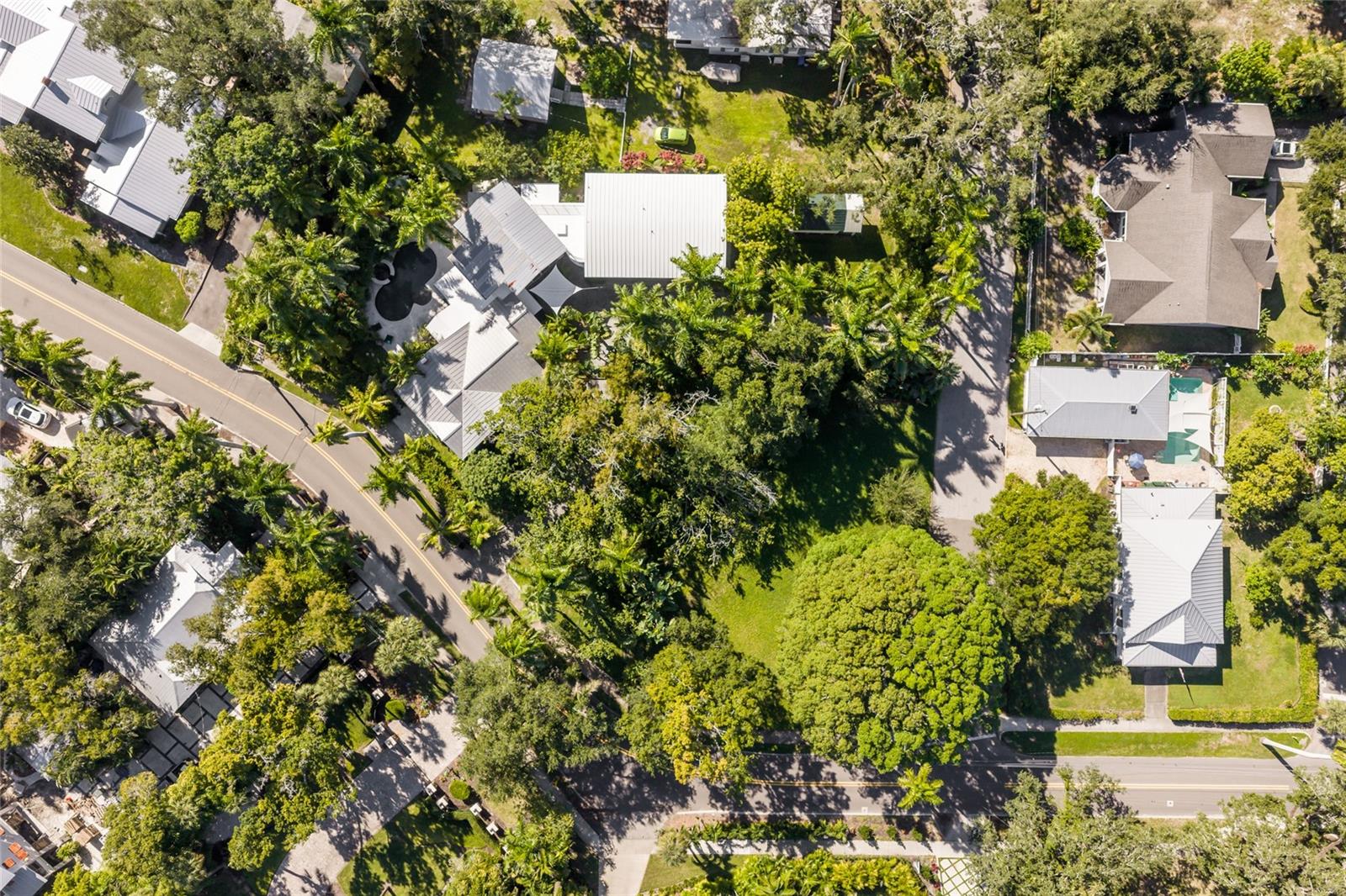 2813 RIVERVIEW BOULEVARD, Bradenton, FL 34205