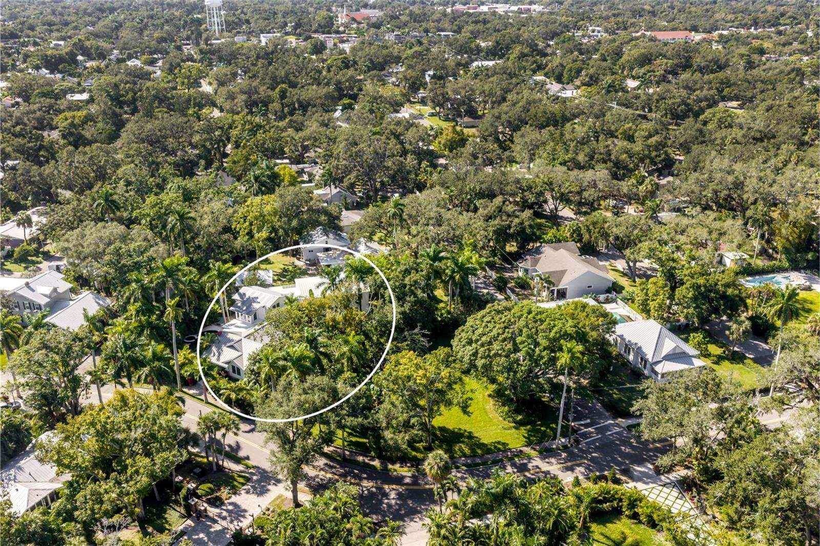 2813 RIVERVIEW BOULEVARD, Bradenton, FL 34205