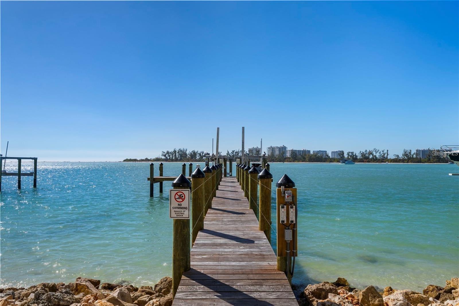 3740 BAYOU LOUISE LANE, Sarasota, FL 34242