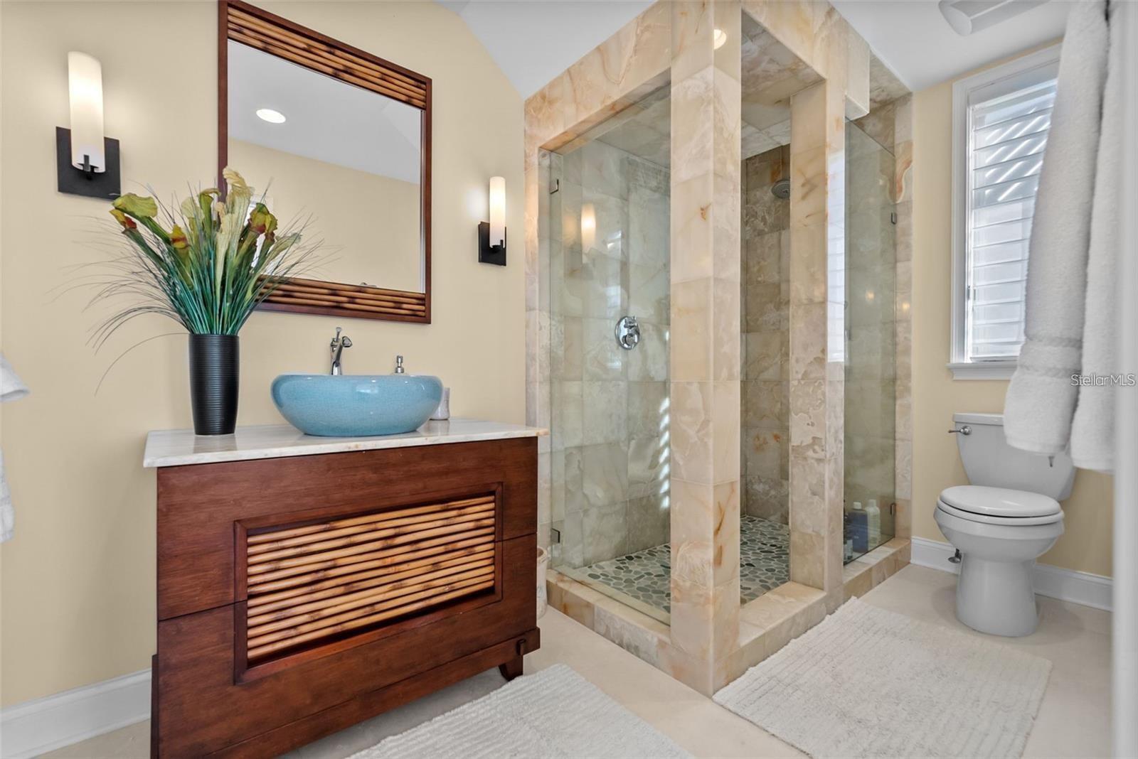 3740 BAYOU LOUISE LANE, Sarasota, FL 34242
