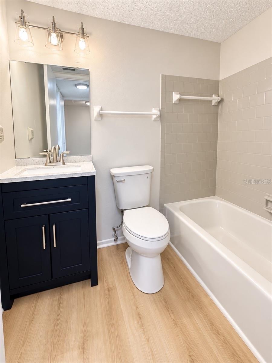 4127 HERON WAY, #E-111, Bradenton, FL 34205 4127 HERON WAY, #E-111, Bradenton, FL 34205