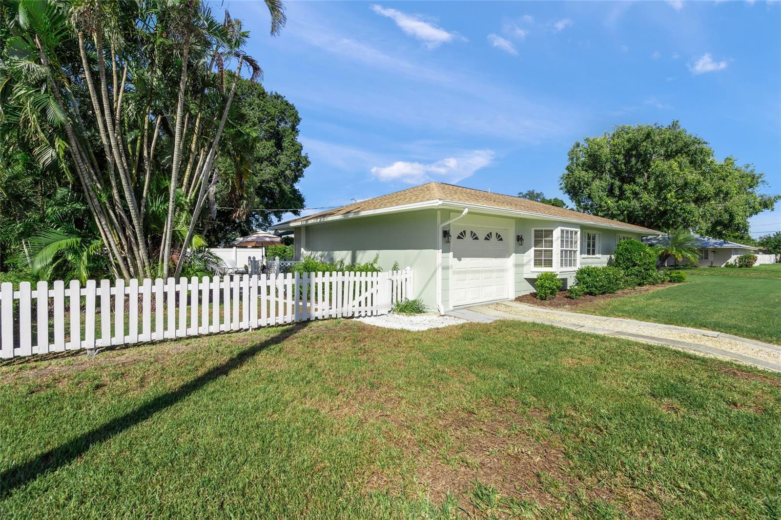 1614 30TH STREET W, Bradenton, FL 34205