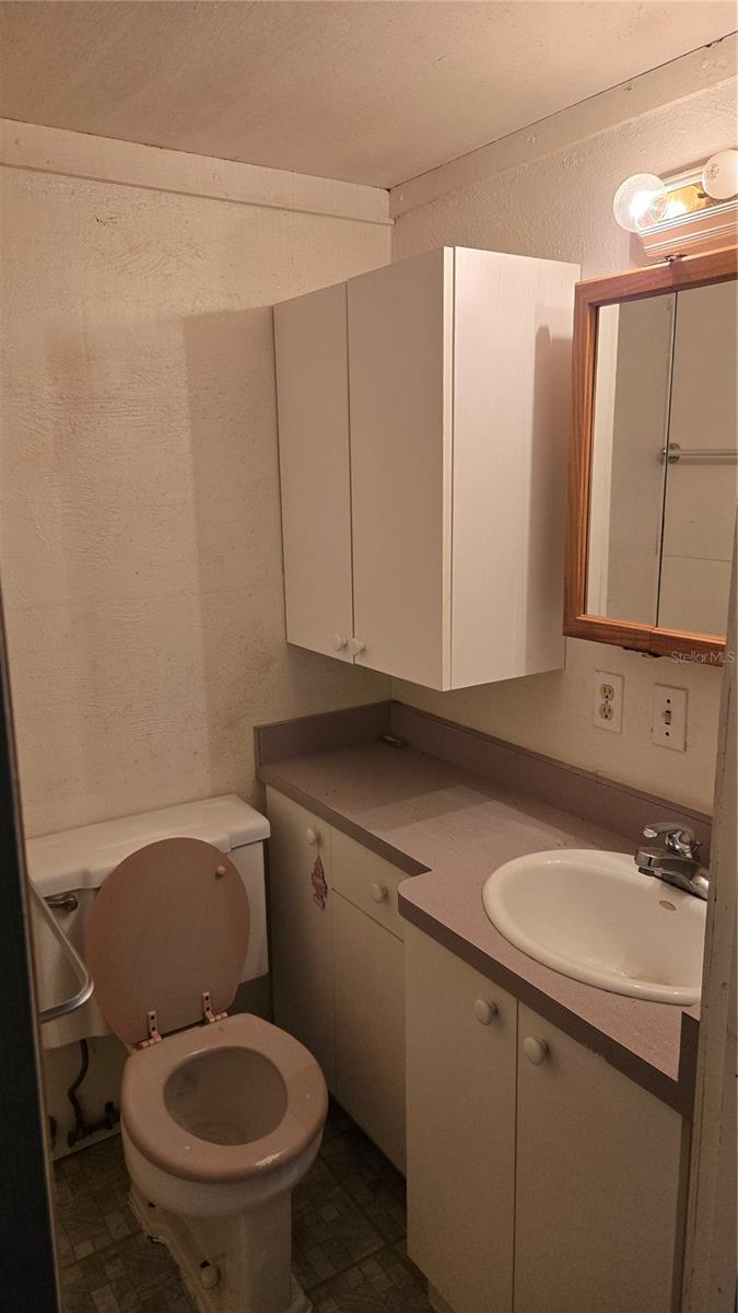 Apt 3 bathroom