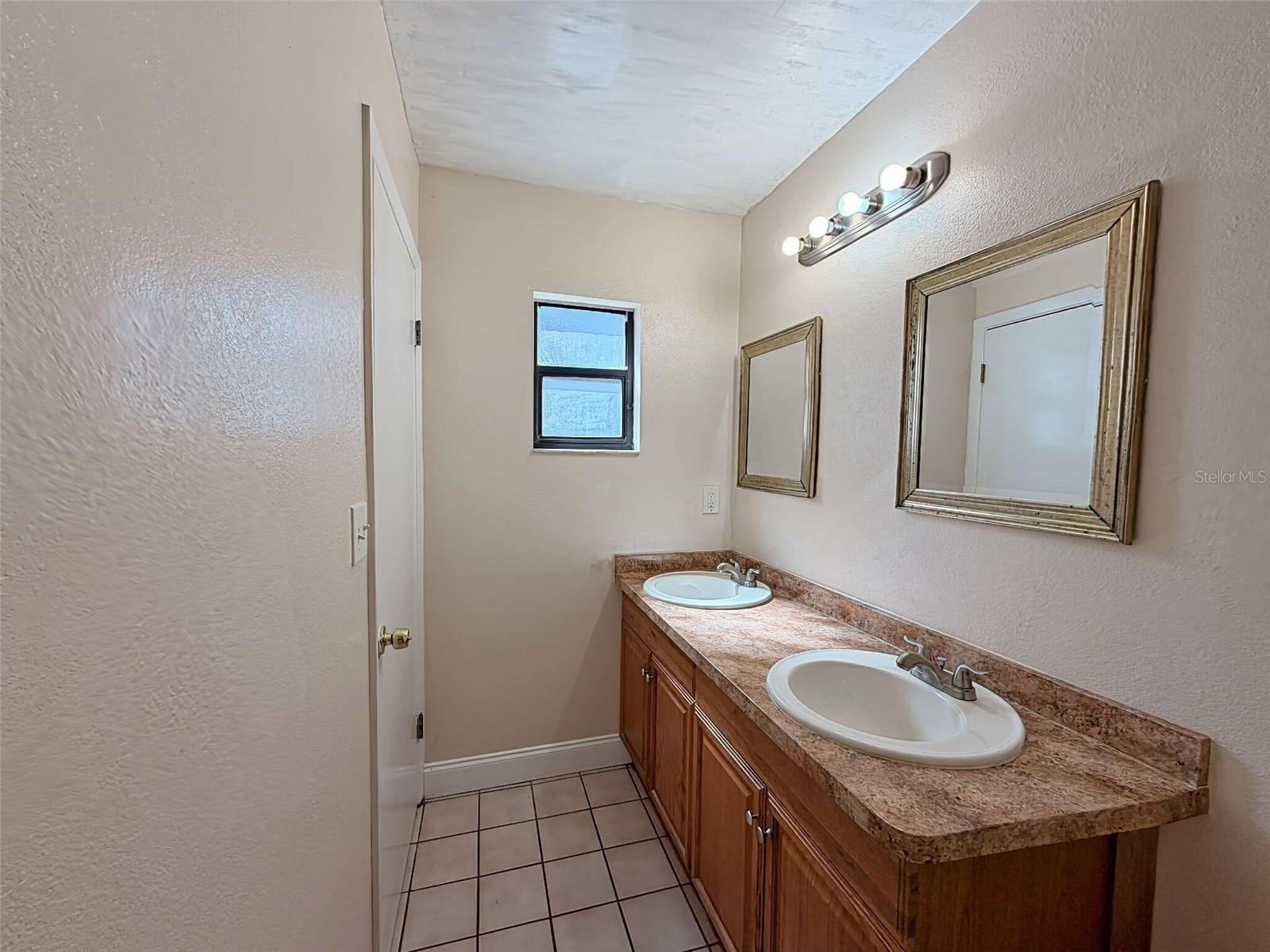 16810 BACHMANN AVENUE, Hudson, FL 34667