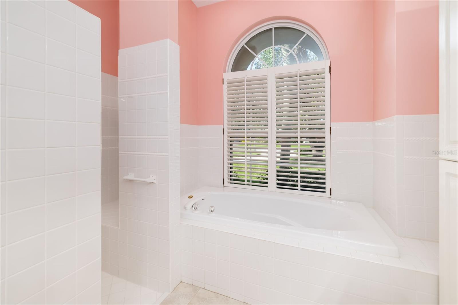 3321 CHARLES MACDONALD DRIVE, Sarasota, FL 34240