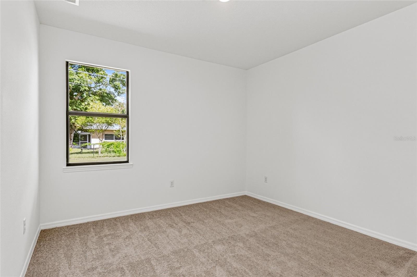 13 LINCOLN LANE, Palm Coast, FL 32137