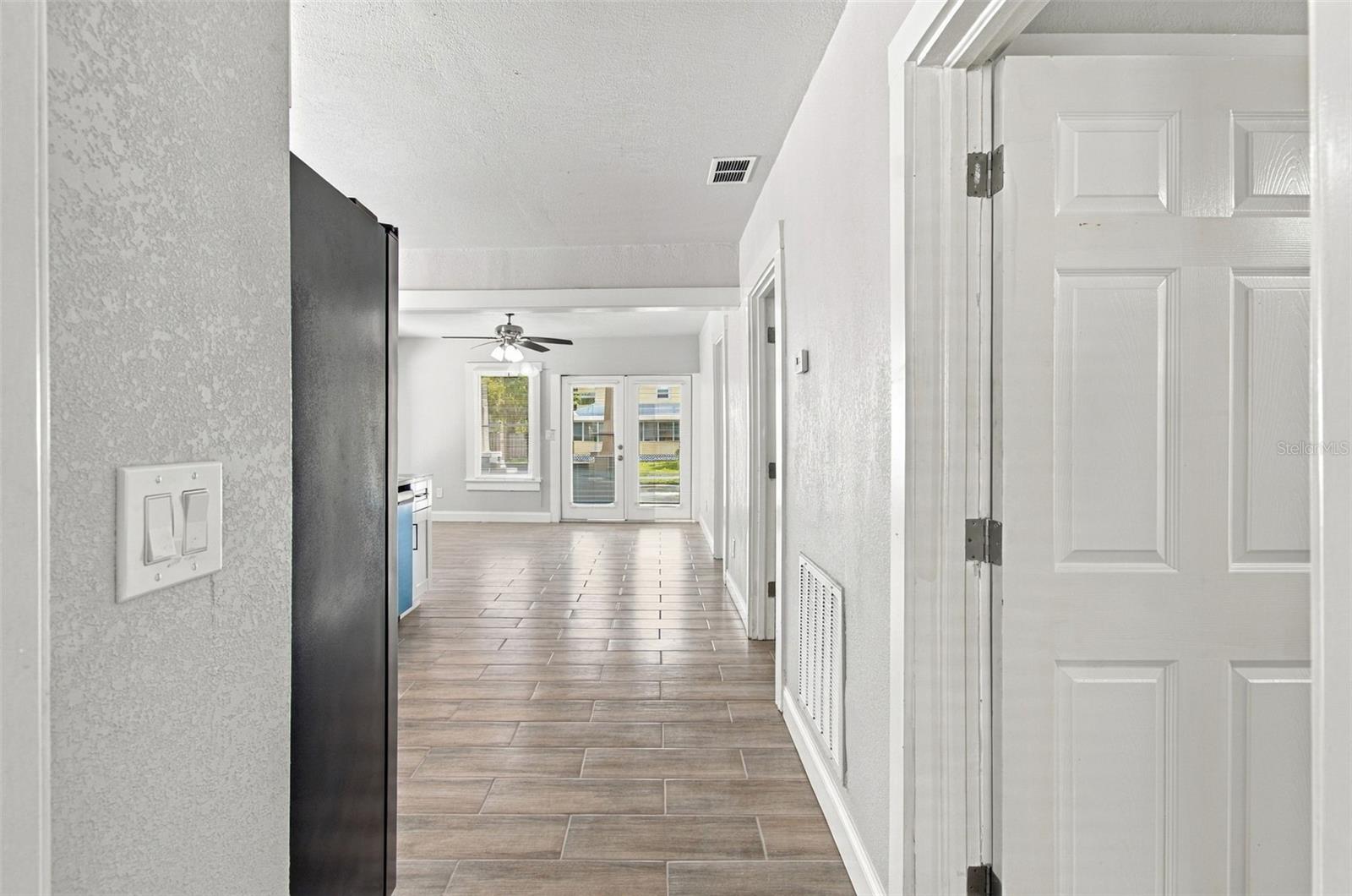 2230 9TH AVENUE W, Bradenton, FL 34205