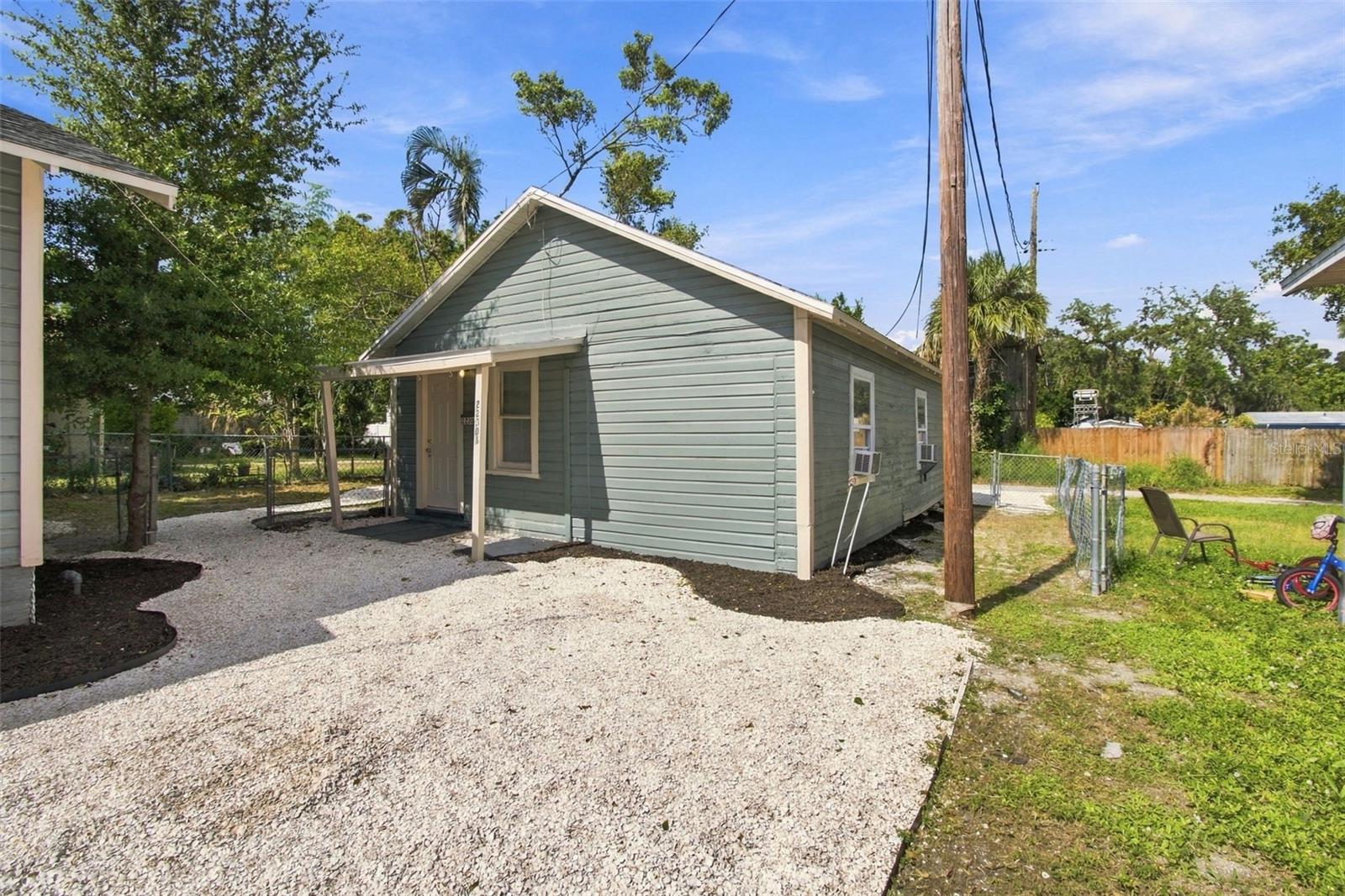 2230 9TH AVENUE W, Bradenton, FL 34205