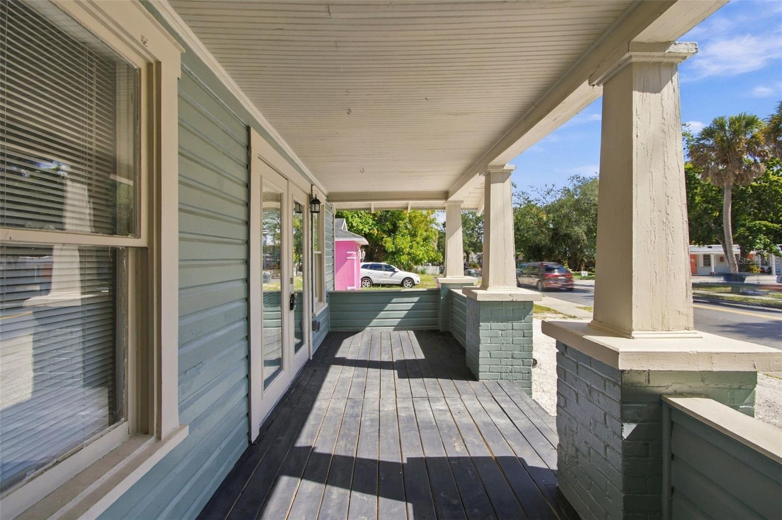 2230 9TH AVENUE W, Bradenton, FL 34205