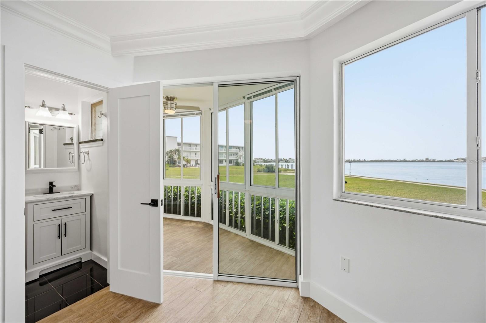 769 JOHN RINGLING BOULEVARD, #2, Sarasota, FL 34236