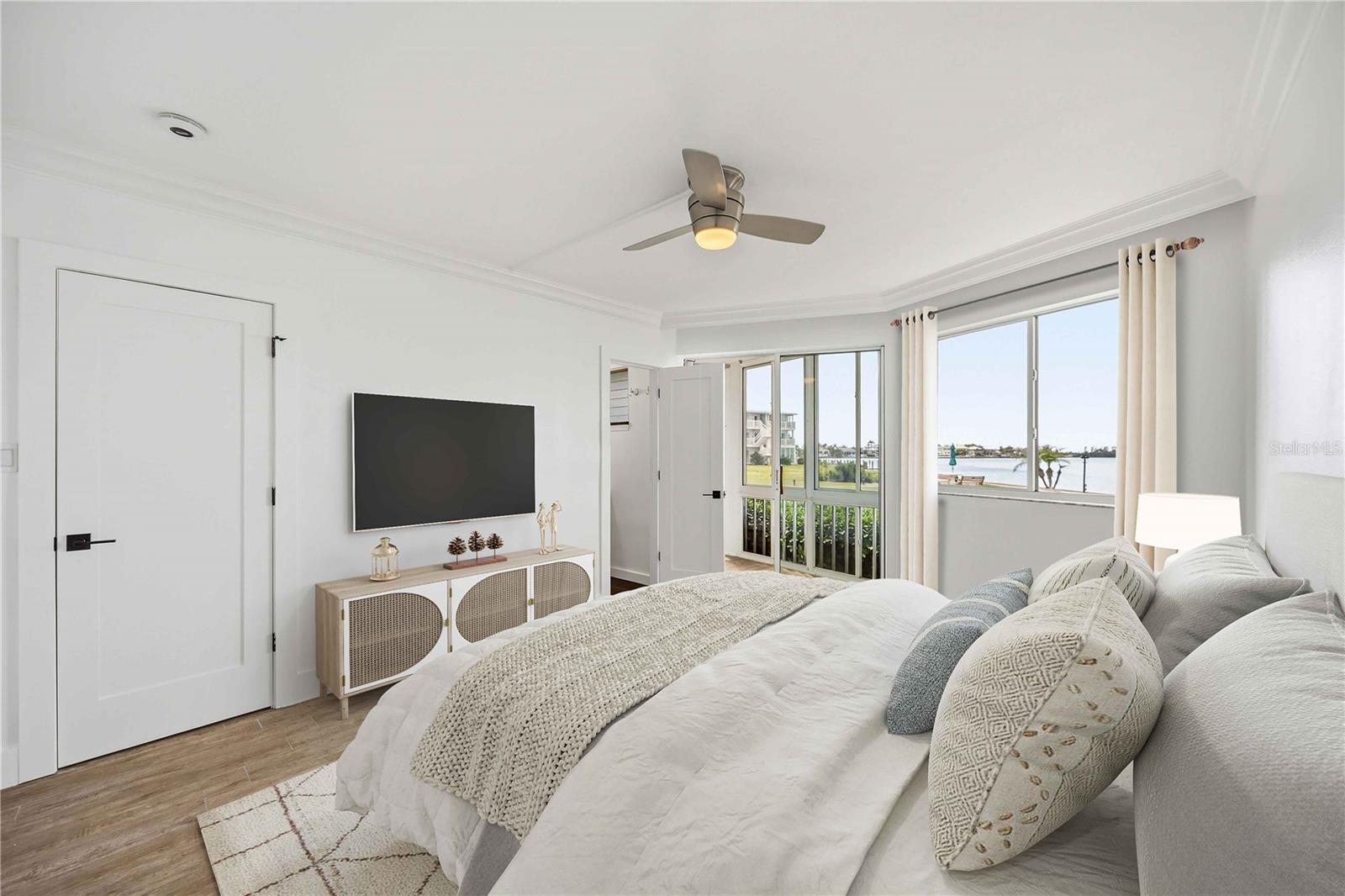 769 JOHN RINGLING BOULEVARD, #2, Sarasota, FL 34236
