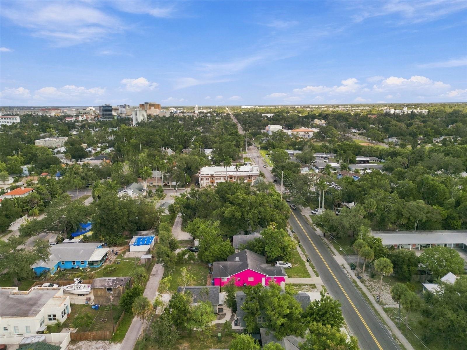 2230 9TH AVENUE W, Bradenton, FL 34205