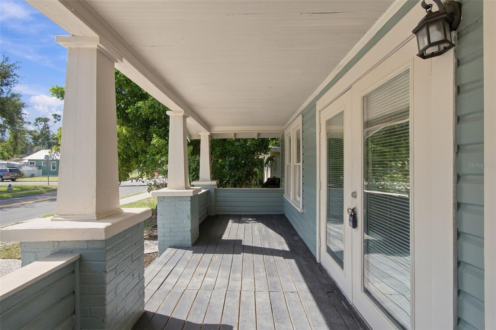 2230 9TH AVENUE W, Bradenton, FL 34205
