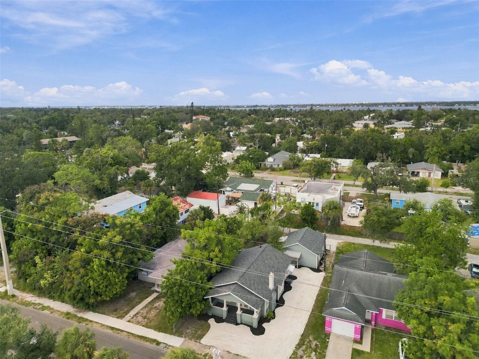 2230 9TH AVENUE W, Bradenton, FL 34205