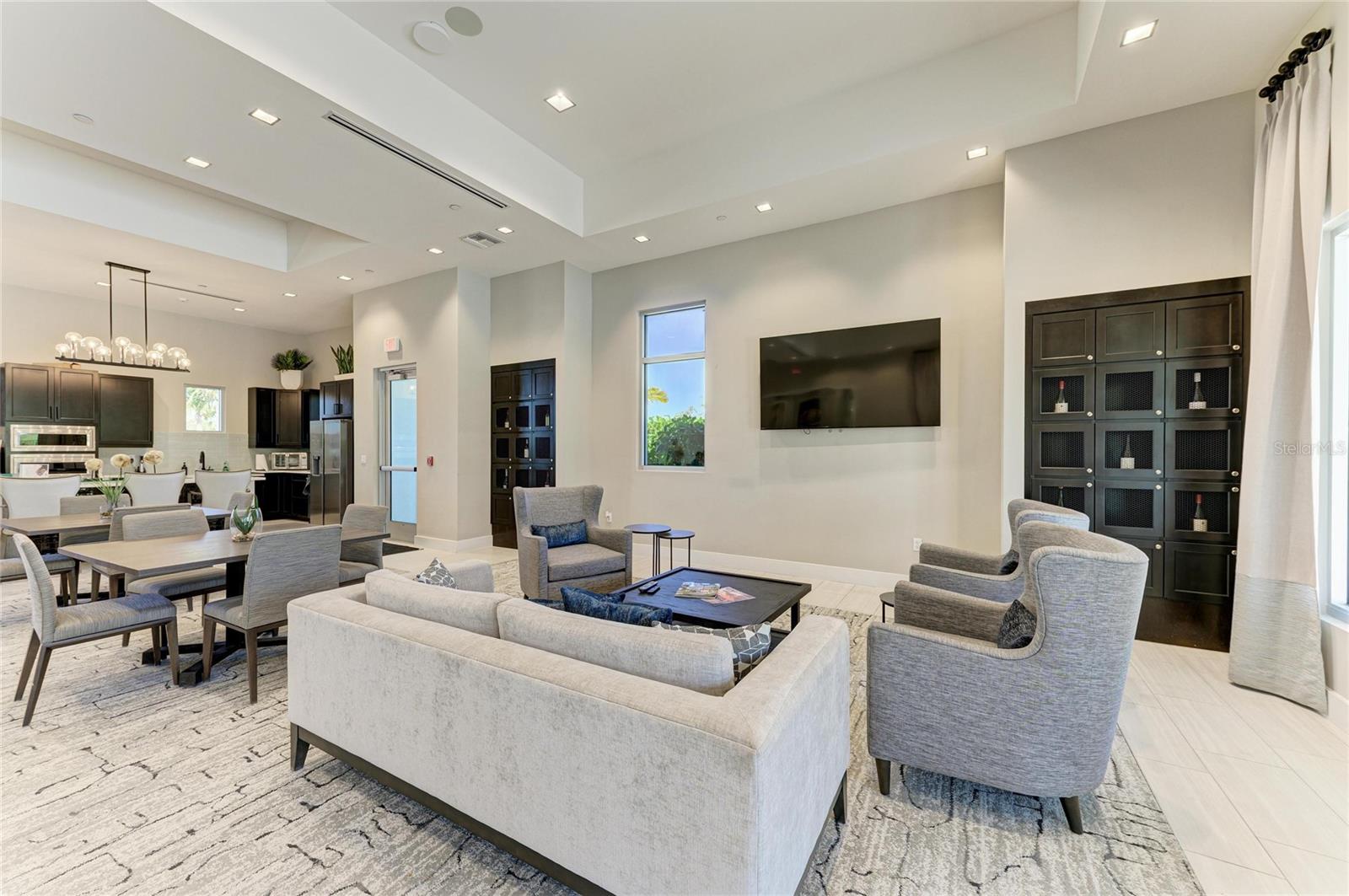 6261 MESA GLEN, Bradenton, FL 34203