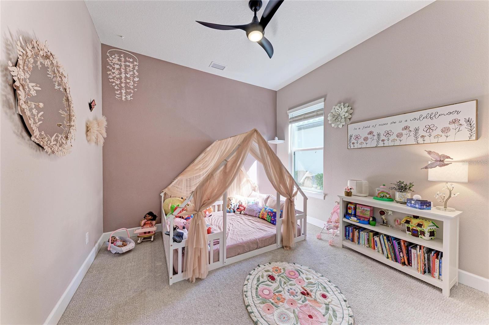 6261 MESA GLEN, Bradenton, FL 34203