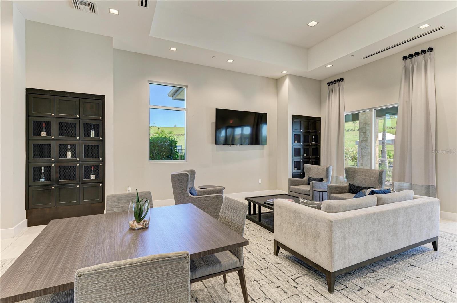 6261 MESA GLEN, Bradenton, FL 34203