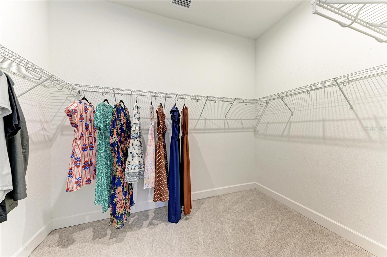 6261 MESA GLEN, Bradenton, FL 34203