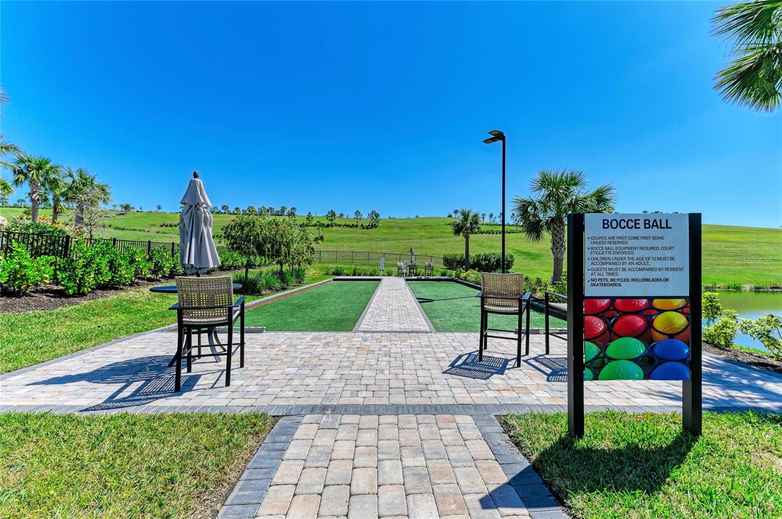 6261 MESA GLEN, Bradenton, FL 34203