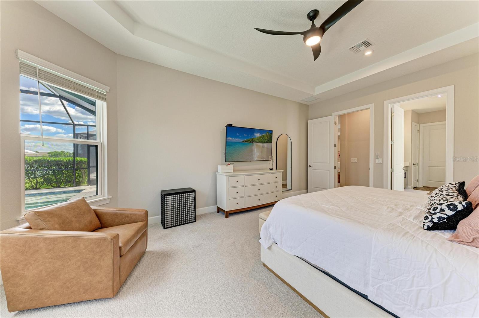 6261 MESA GLEN, Bradenton, FL 34203
