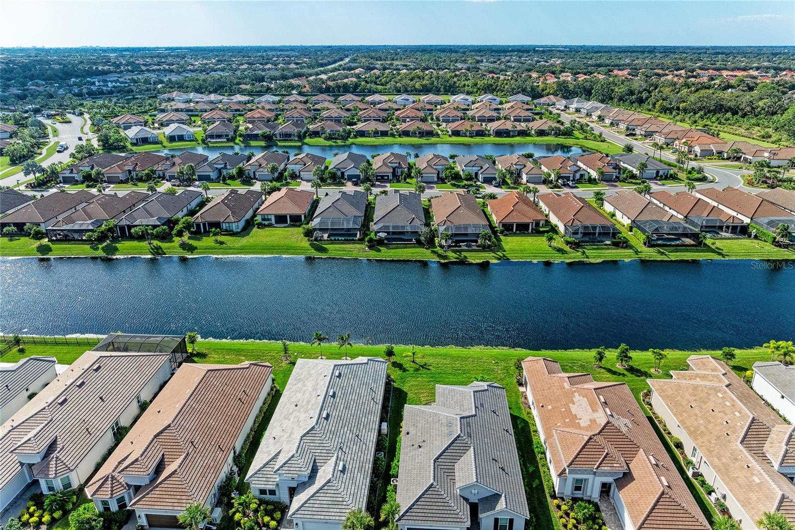 6261 MESA GLEN, Bradenton, FL 34203