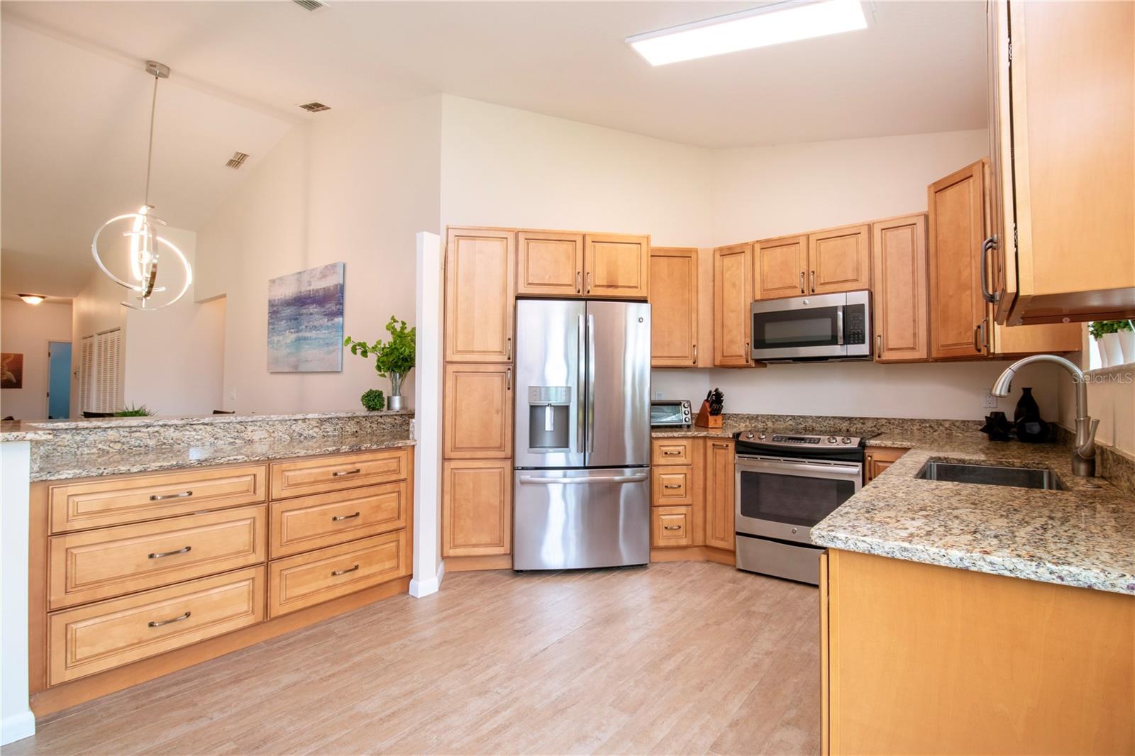 5273 HERON WAY, #202, Sarasota, FL 34231