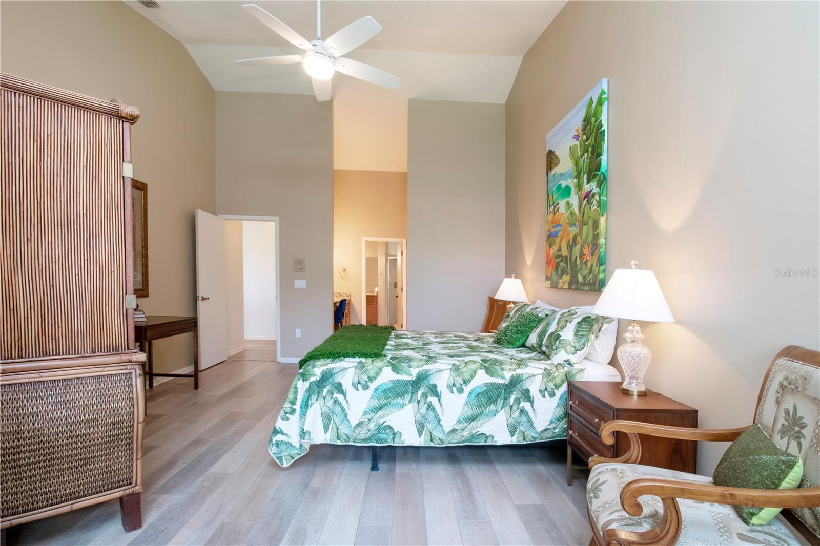 5273 HERON WAY, #202, Sarasota, FL 34231