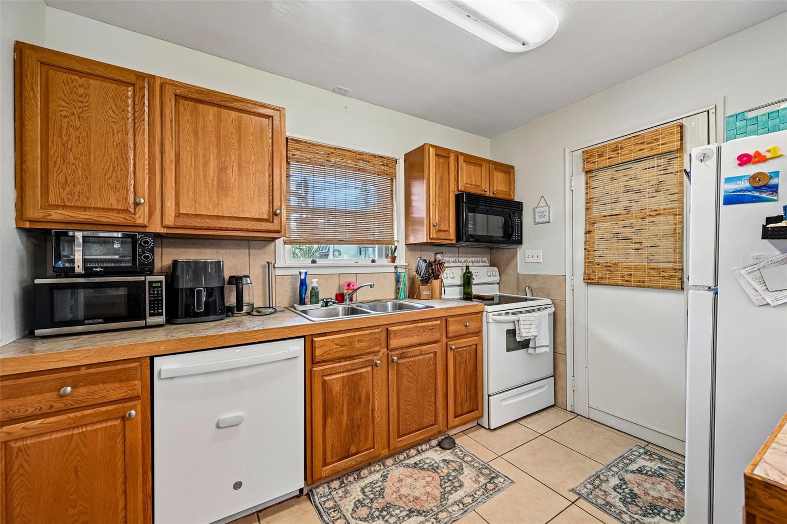 322 kitchen