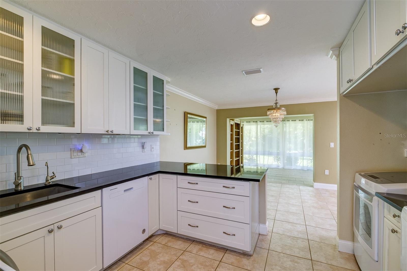 5247 VILLA MAJORCA COURT, #27, Sarasota, FL 34235