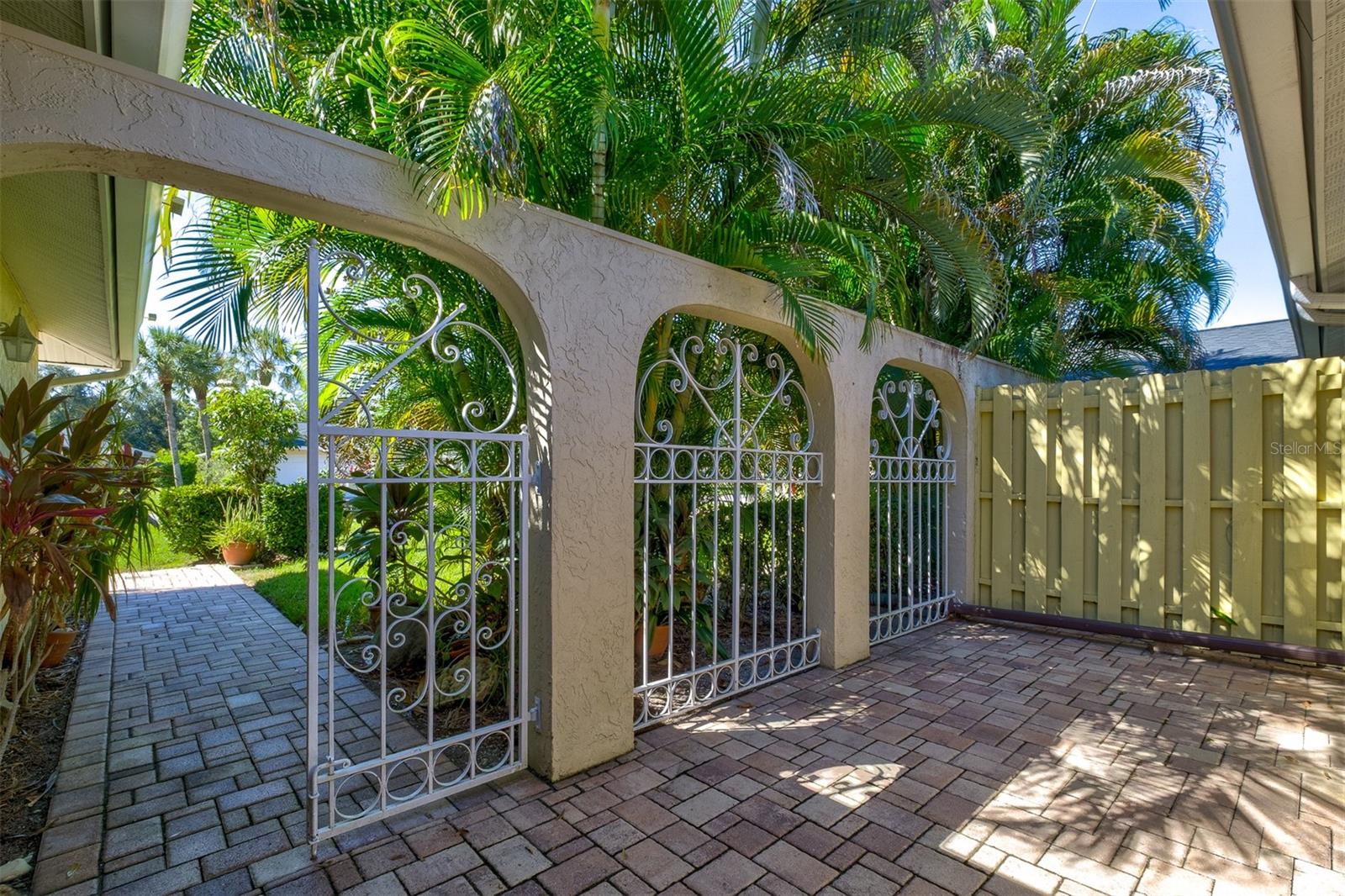 5247 VILLA MAJORCA COURT, #27, Sarasota, FL 34235 5247 VILLA MAJORCA COURT, #27, Sarasota, FL 34235