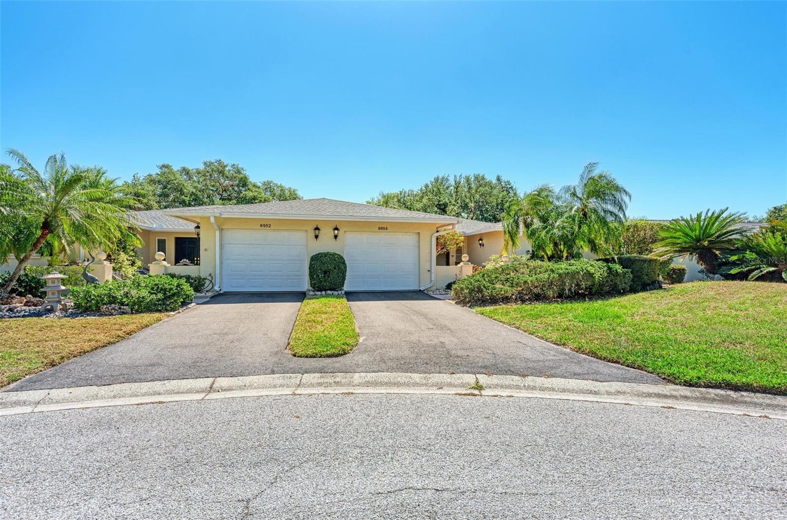 6954 W COUNTRY CLUB DRIVE N, Sarasota, FL 34243