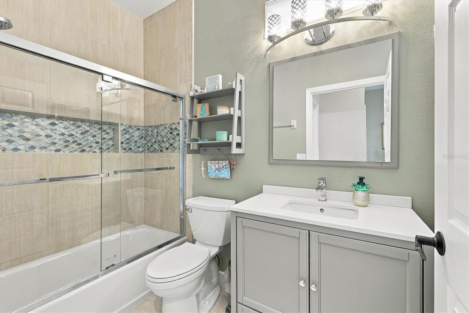 5509 52ND AVENUE W, Bradenton, FL 34210