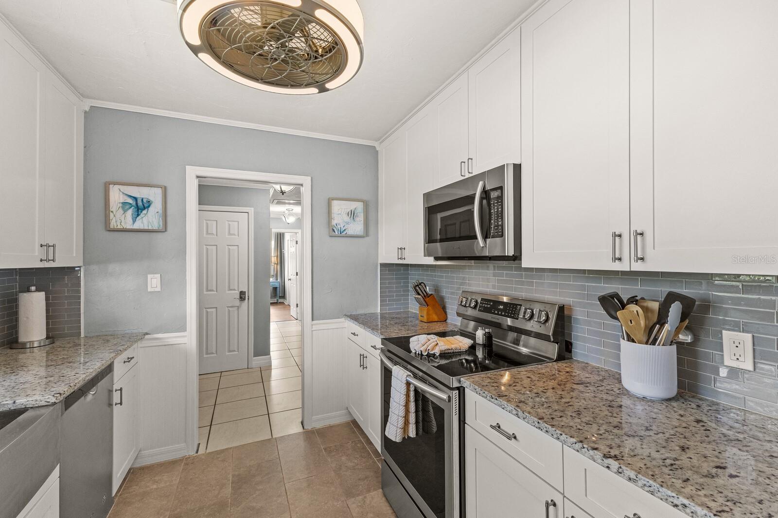 1100 51ST STREET W, Bradenton, FL 34209