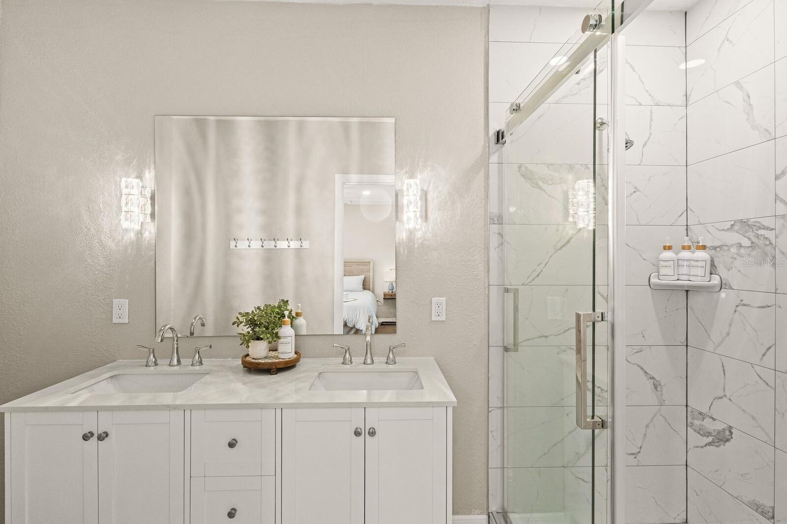 Primary en-suite Bath
