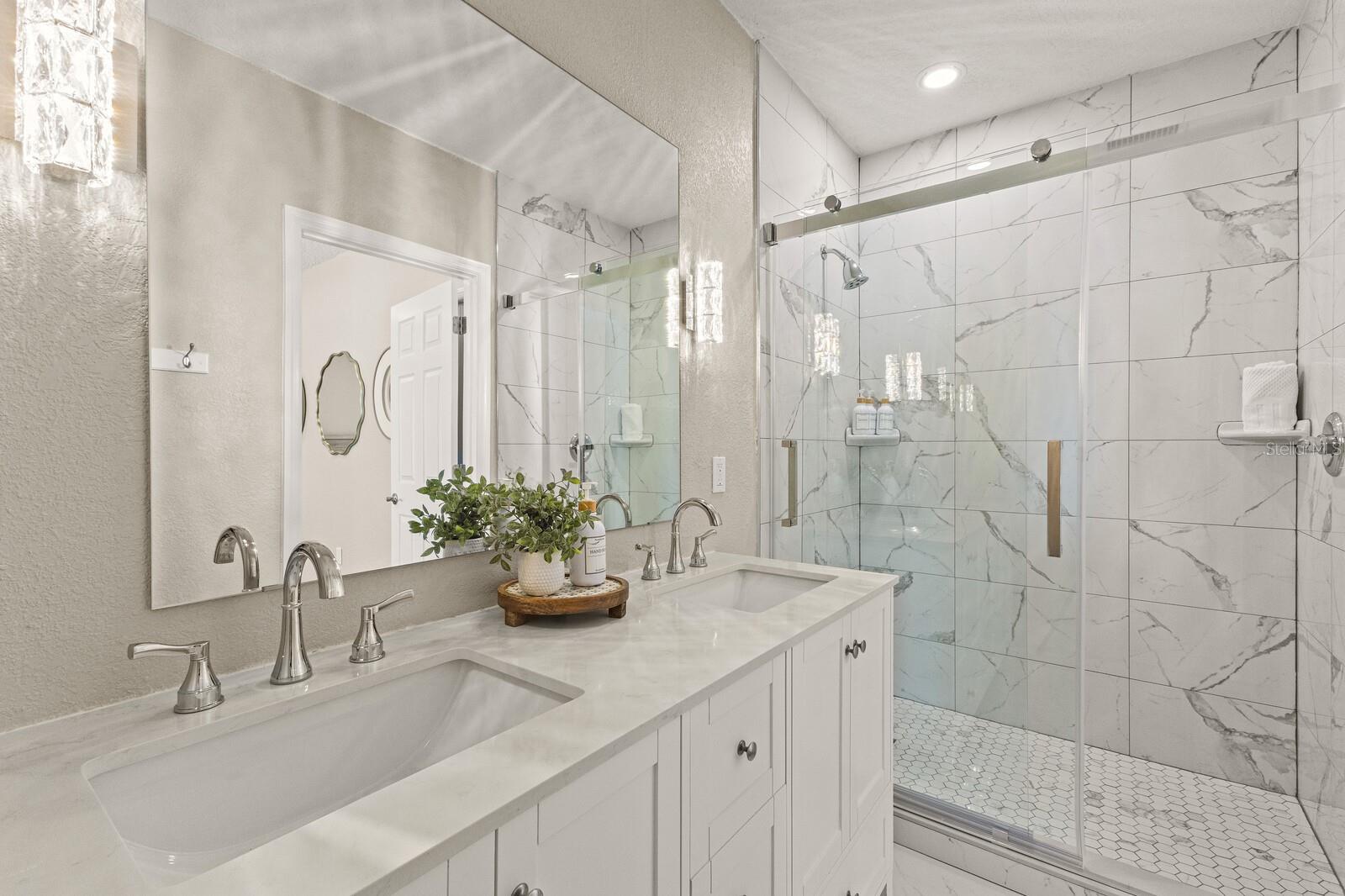 Primary en-suite Bath