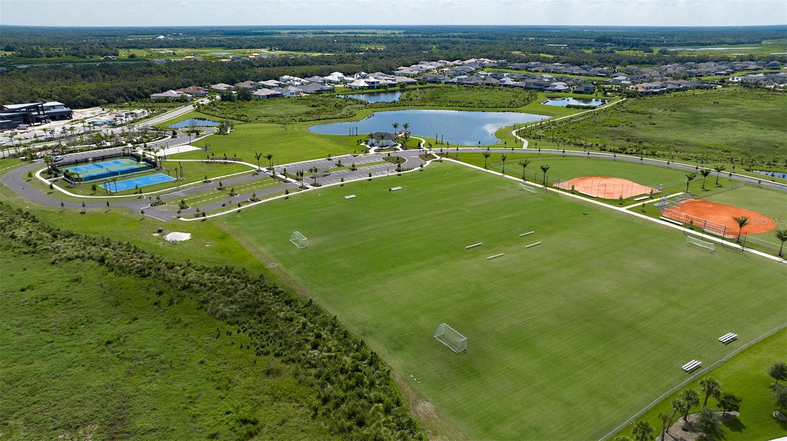 Esplanade at Skye Ranch Community Amenities