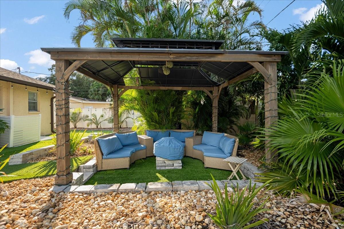 2201 54TH AVENUE DRIVE W, Bradenton, FL 34207