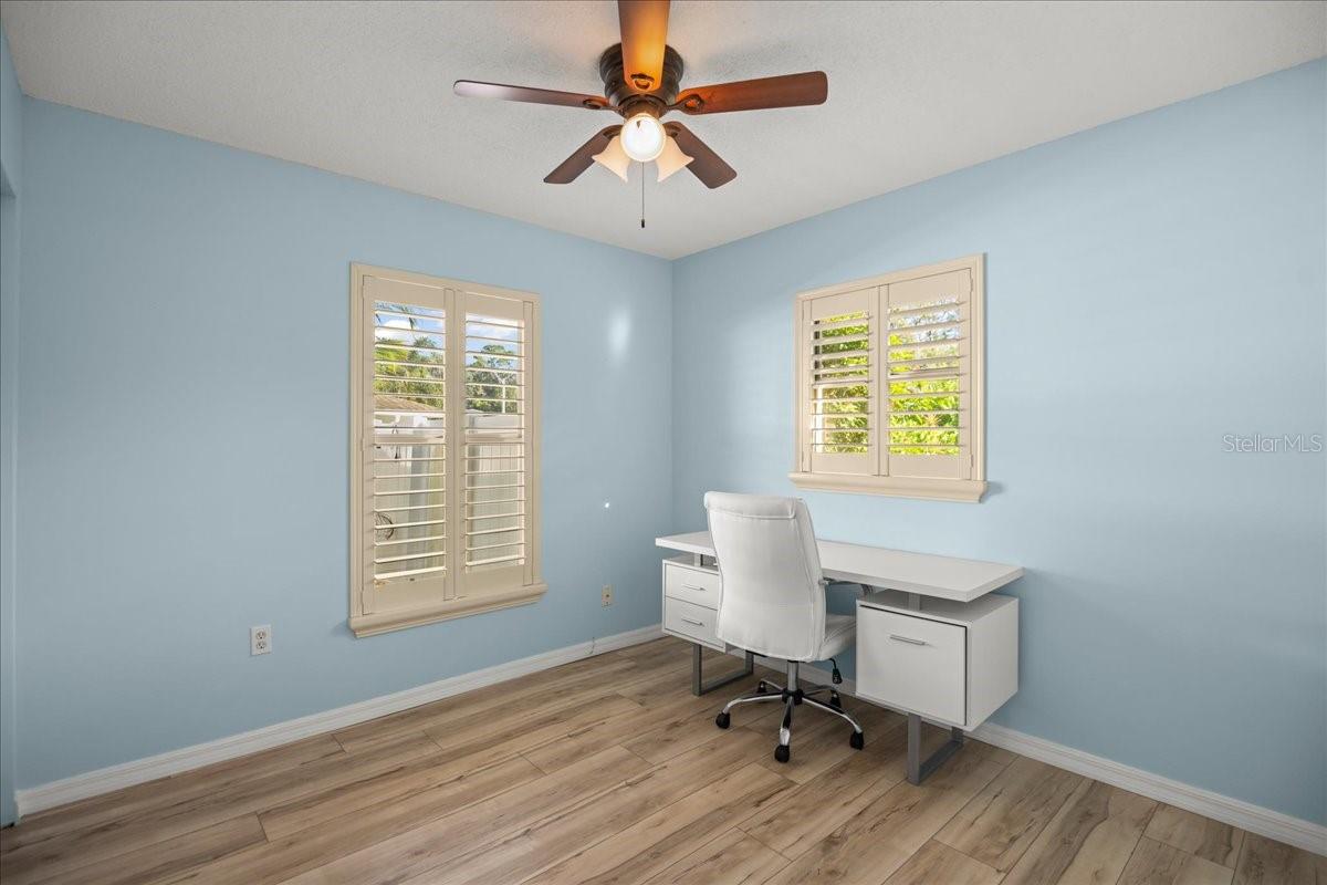 2201 54TH AVENUE DRIVE W, Bradenton, FL 34207