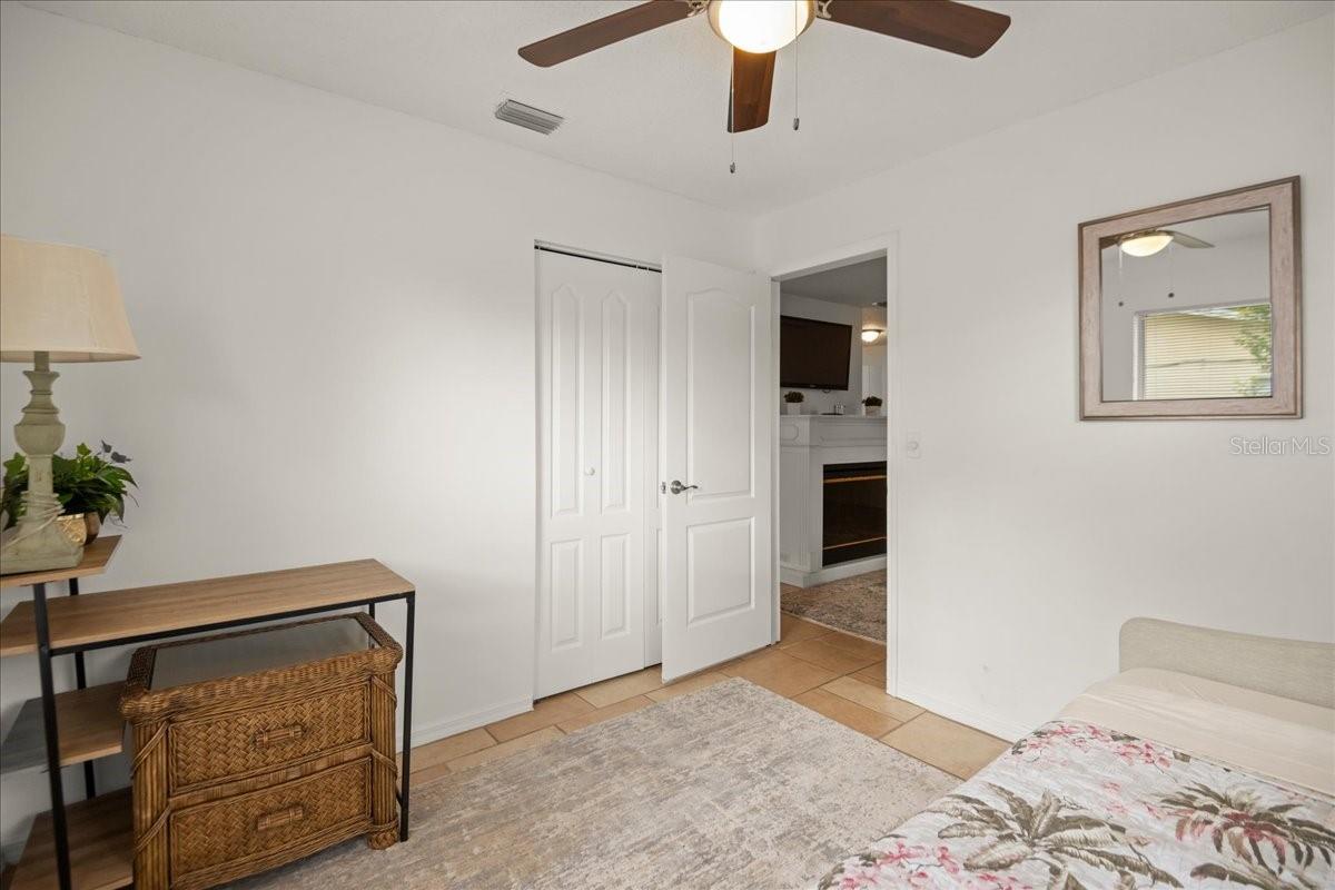 2201 54TH AVENUE DRIVE W, Bradenton, FL 34207