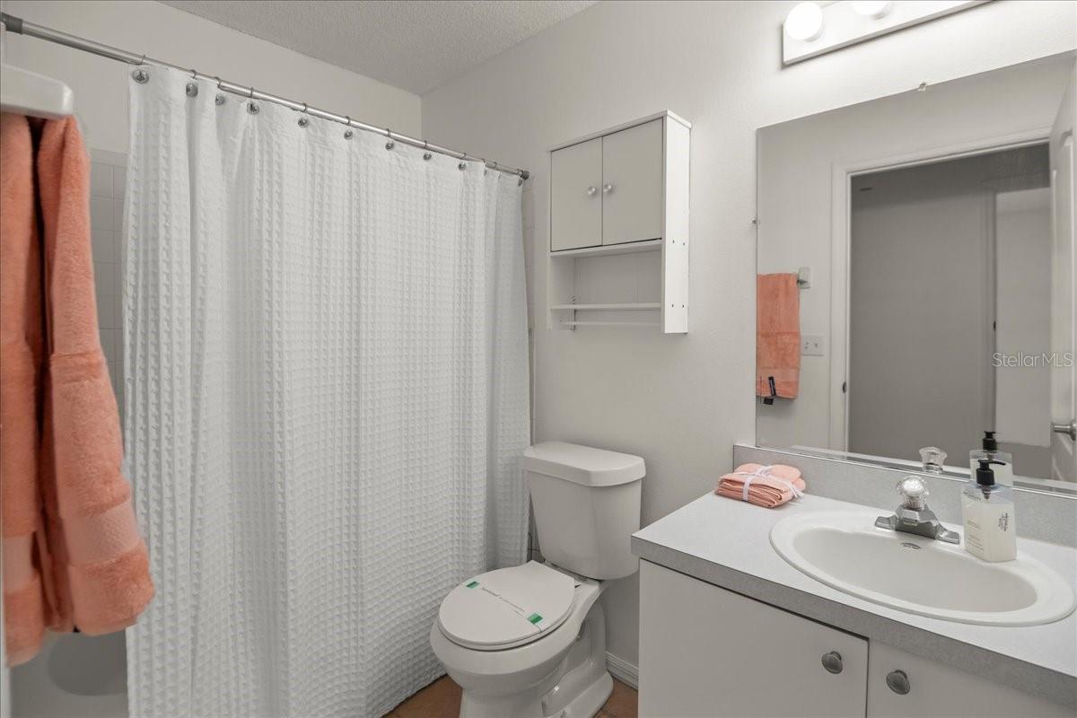2201 54TH AVENUE DRIVE W, Bradenton, FL 34207