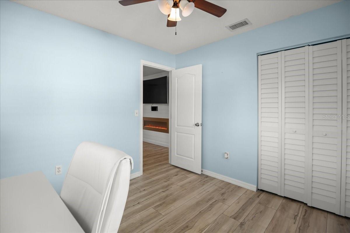 2201 54TH AVENUE DRIVE W, Bradenton, FL 34207