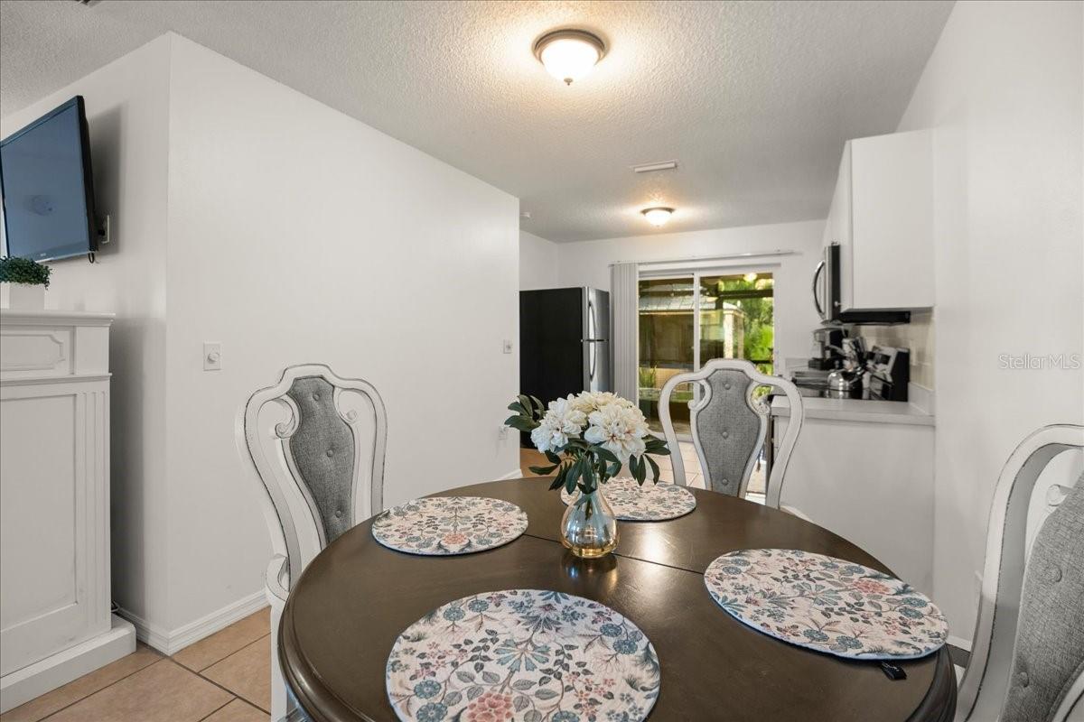 2201 54TH AVENUE DRIVE W, Bradenton, FL 34207