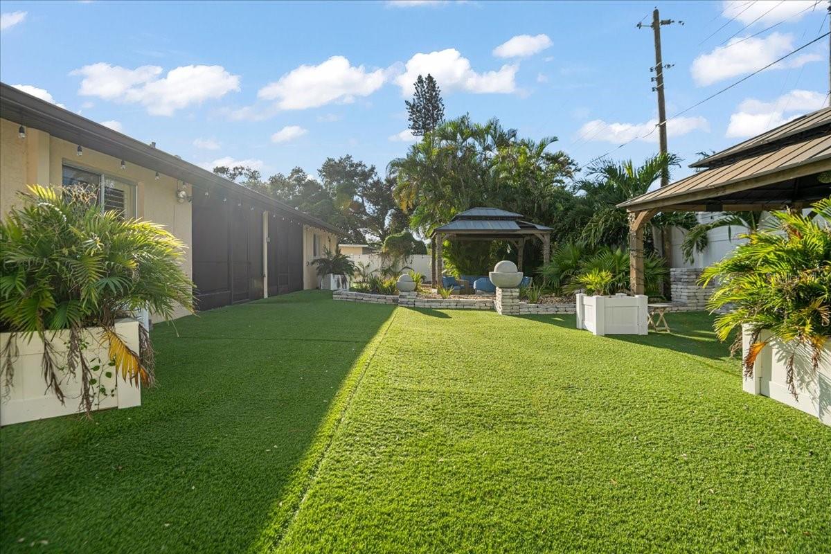 2201 54TH AVENUE DRIVE W, Bradenton, FL 34207 2201 54TH AVENUE DRIVE W, Bradenton, FL 34207