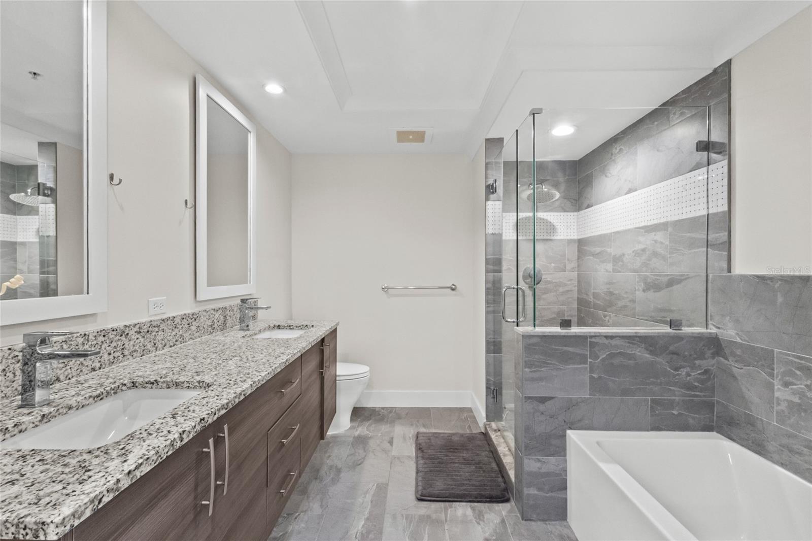 1350 MAIN STREET, #704, Sarasota, FL 34236