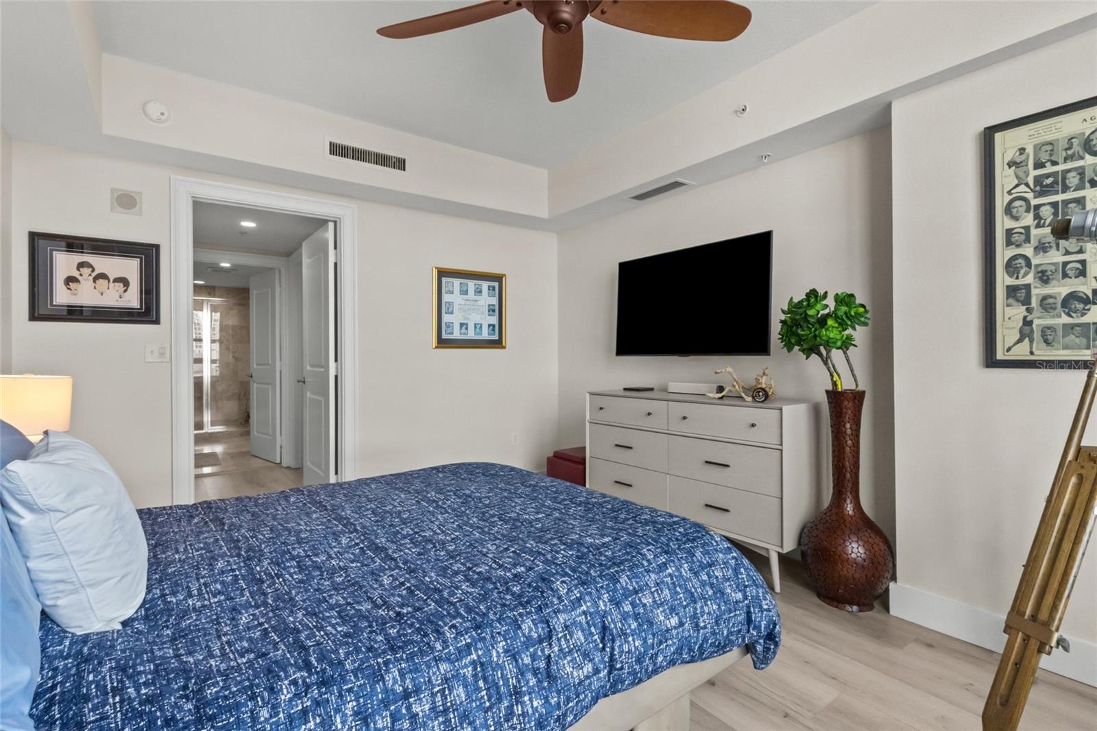 1350 MAIN STREET, #704, Sarasota, FL 34236