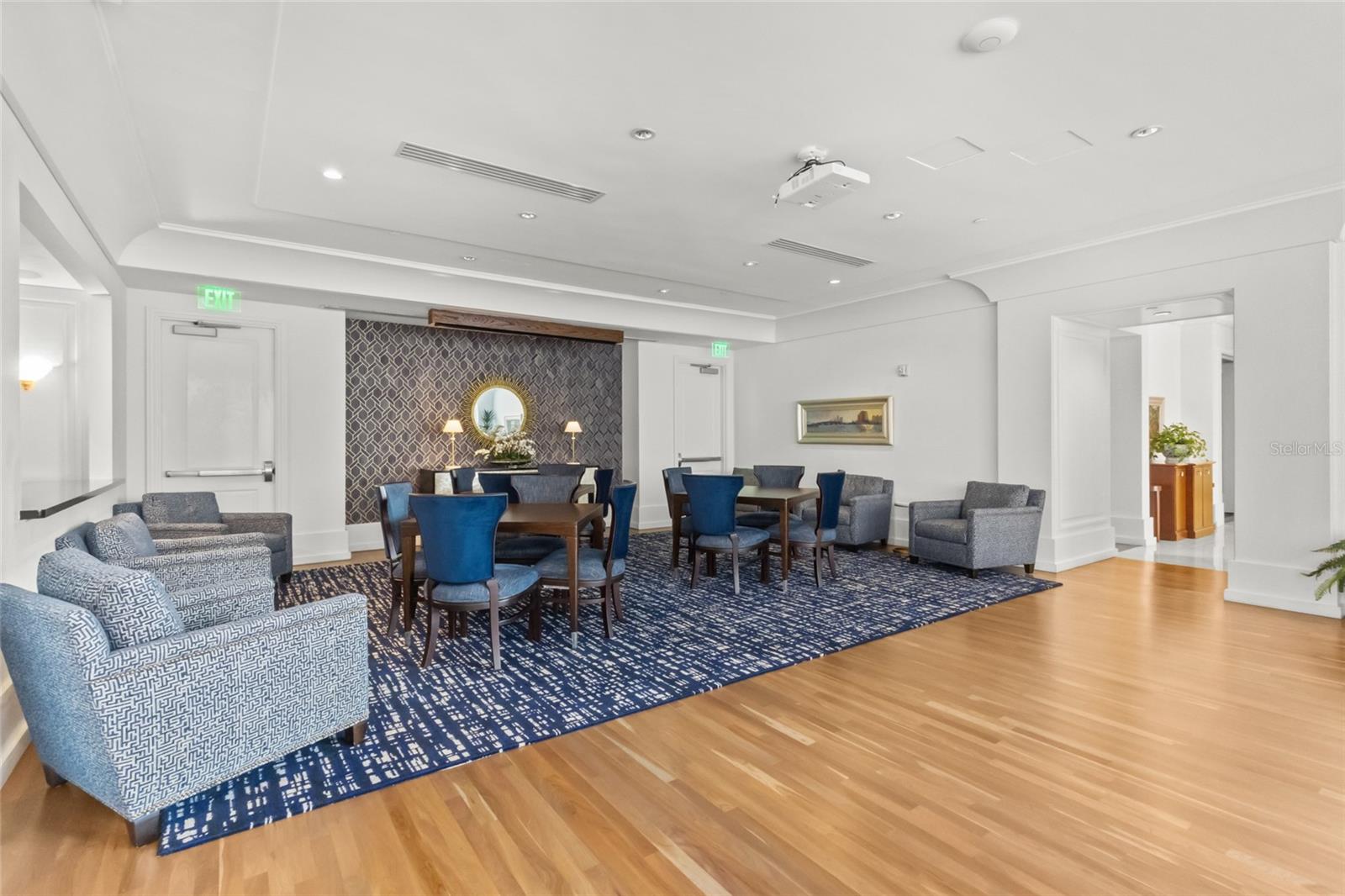 1350 MAIN STREET, #704, Sarasota, FL 34236